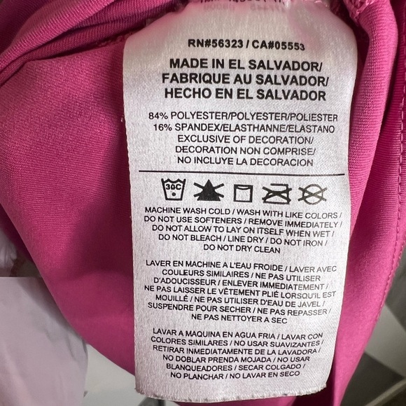 D19.16 Nike Pro Drifit Pink Work Out V Neck Tee M - Picture 4 of 5